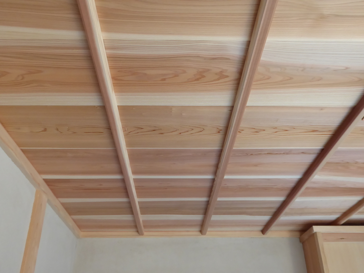 和室の天井に無垢板を貼る いなご天井 竿縁天井 一級建築士 若山誠治 マイベストプロ静岡