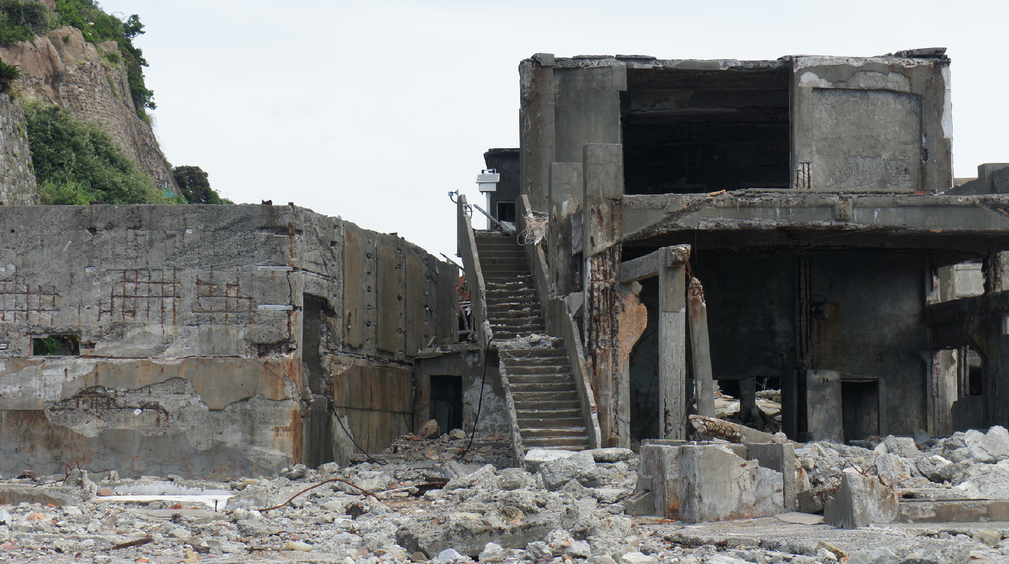 軍艦島へ行ってきました 廃墟の島 一級建築士 若山誠治 マイベストプロ静岡