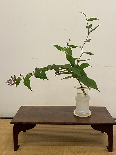 男のいけばな　ボスポラスクリスタルの花器