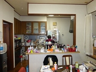 リフォーム前の台所とキッチン