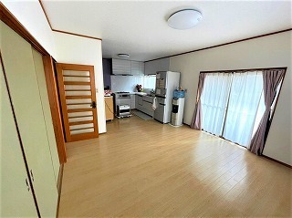 リフォーム後の一つの部屋になったLDK