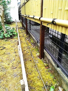 リフォーム前のフェンスの下部