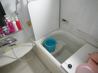 取り替えリフォーム前のユニットバス