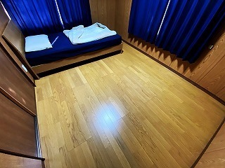 張り替えリフォーム後の洋室の床