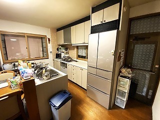 リフォーム前のDKのキッチン側