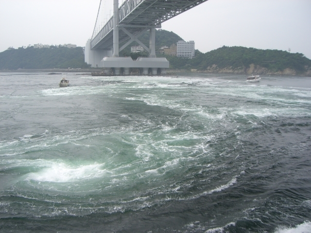 鳴門の渦潮