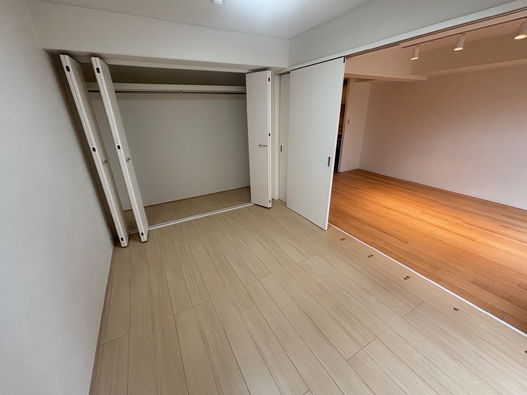 和室から洋室に変更