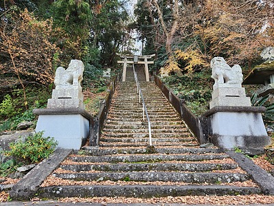 産八幡神社1