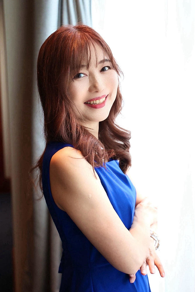 朝日奈花 あさひなはな