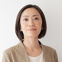 佐藤綾子