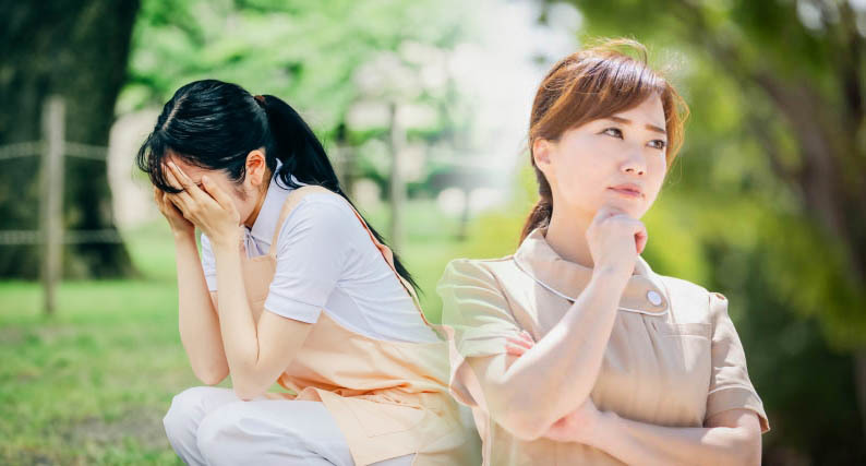 介護　人間関係　突発離職