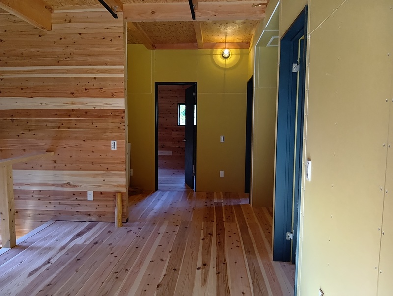 2階ホール一部石膏ボード貼り