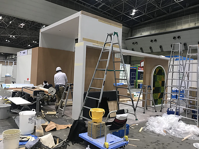 「木工ブース」装飾とは？