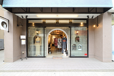 WORKS(茶室のある呉服屋さん(店名は無し) )