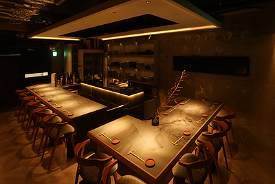 WORKS(煮込みや　しるし)