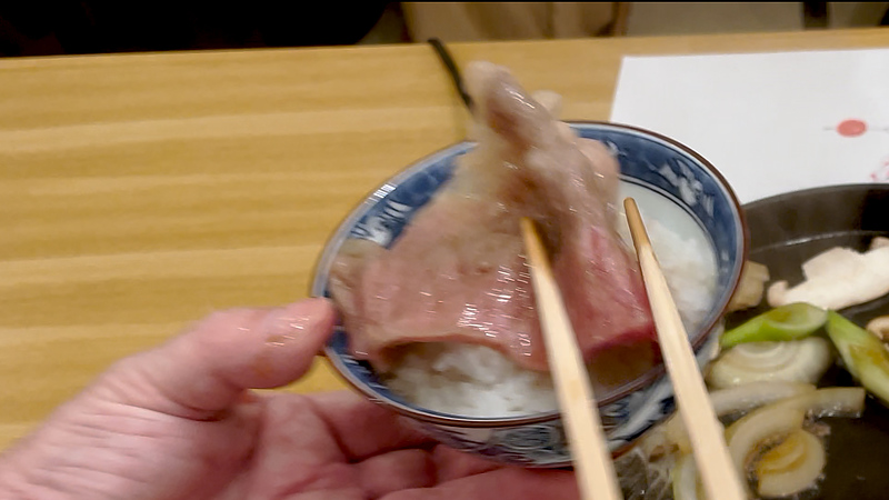 ご飯にお肉 ご飯にお肉
