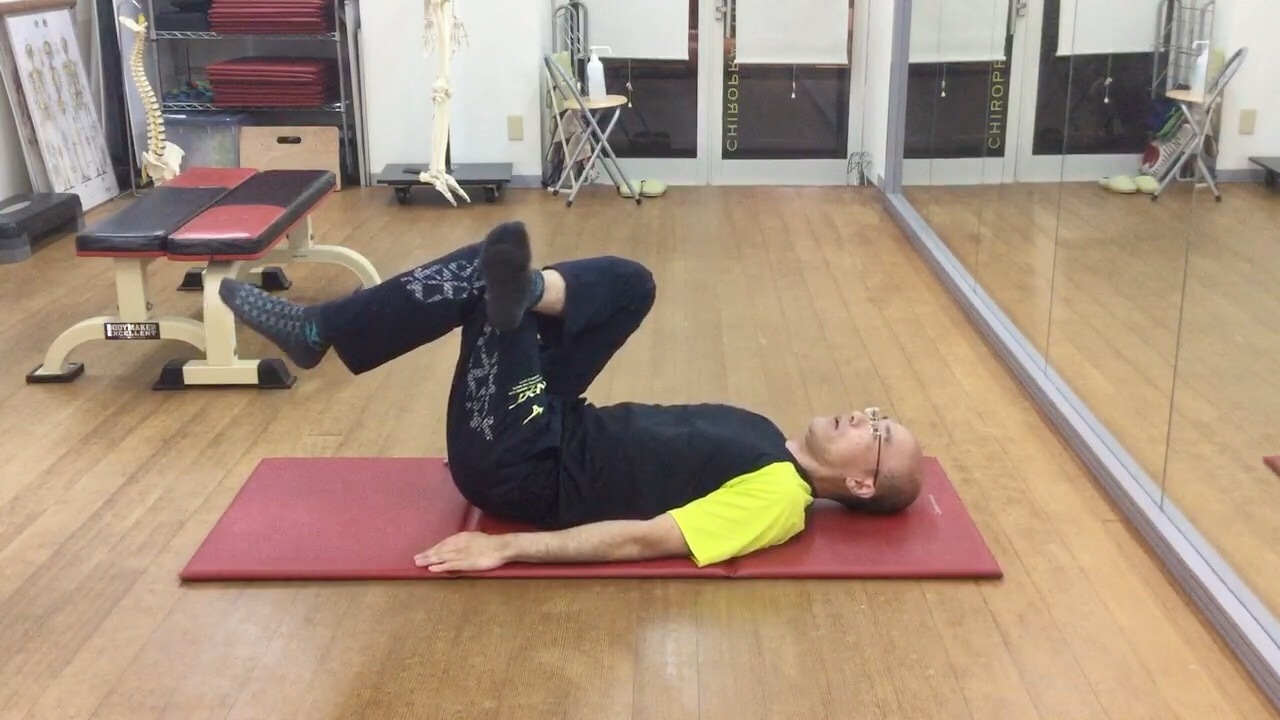 股関節を正しく使って トレーニングしよう スクワットの効果的なトレーニング法 準備編 スポーツトレーナー 八巻稔秀 マイベストプロ東京
