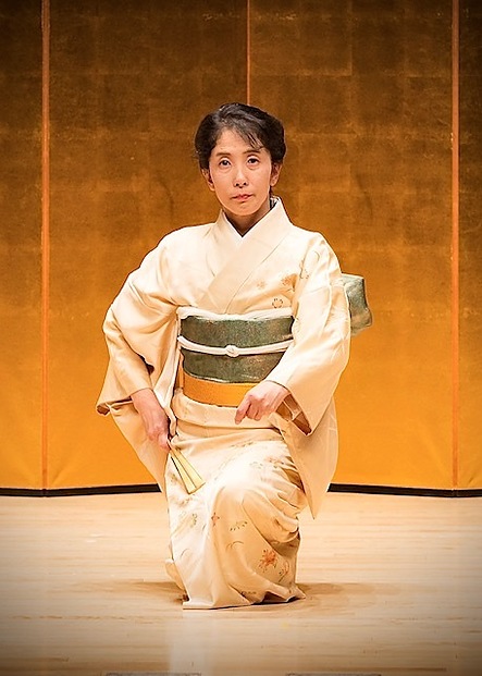 美しい技と心を伝える日本舞踊の師範　尾上菊右佐さん