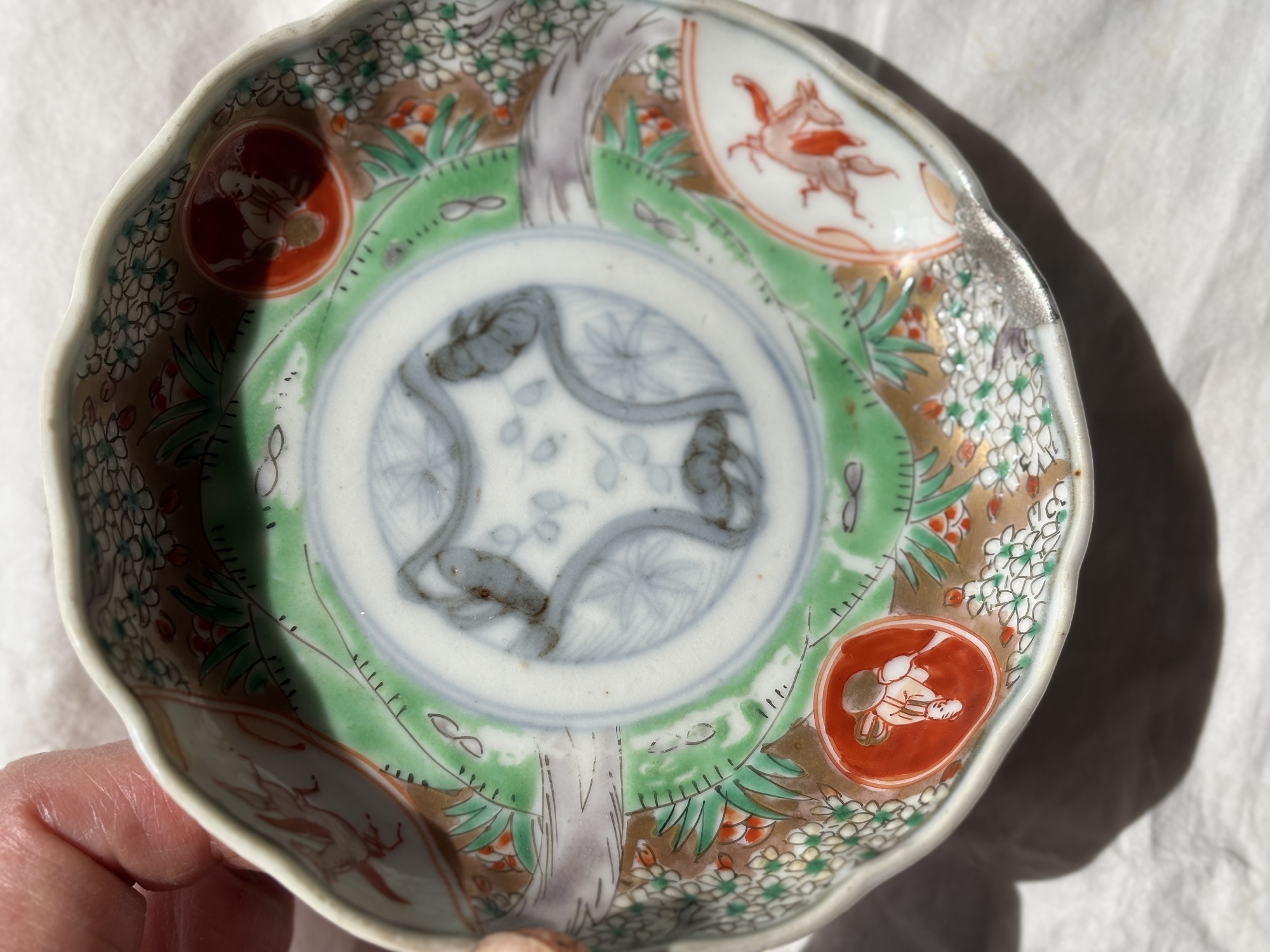 伊万里焼
錫蒔き仕上げ