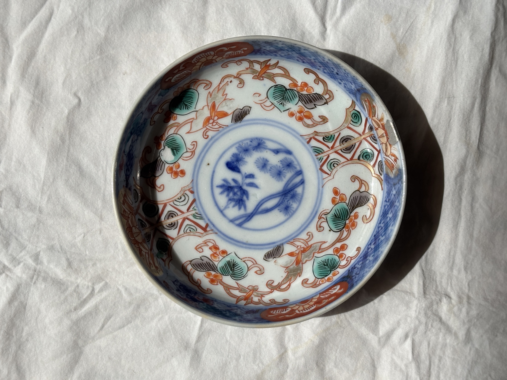 伊万里焼
錫蒔き仕上げ