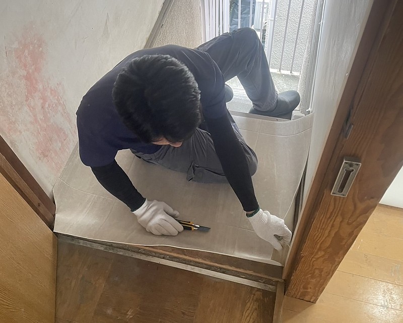 Kitano壁紙スクール受講風景 電気工さん内装工で独立開業を目指す14