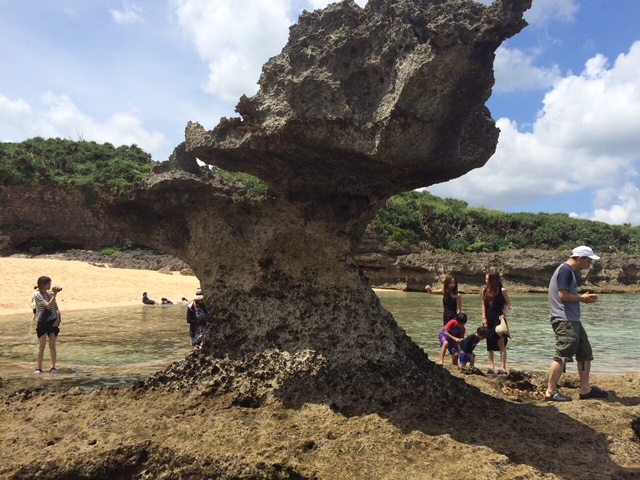 新名所古宇利島 ハートロック