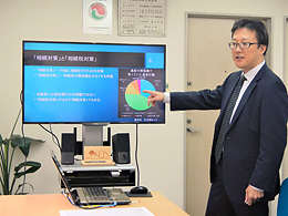 西山広高さん　レクチャー風景