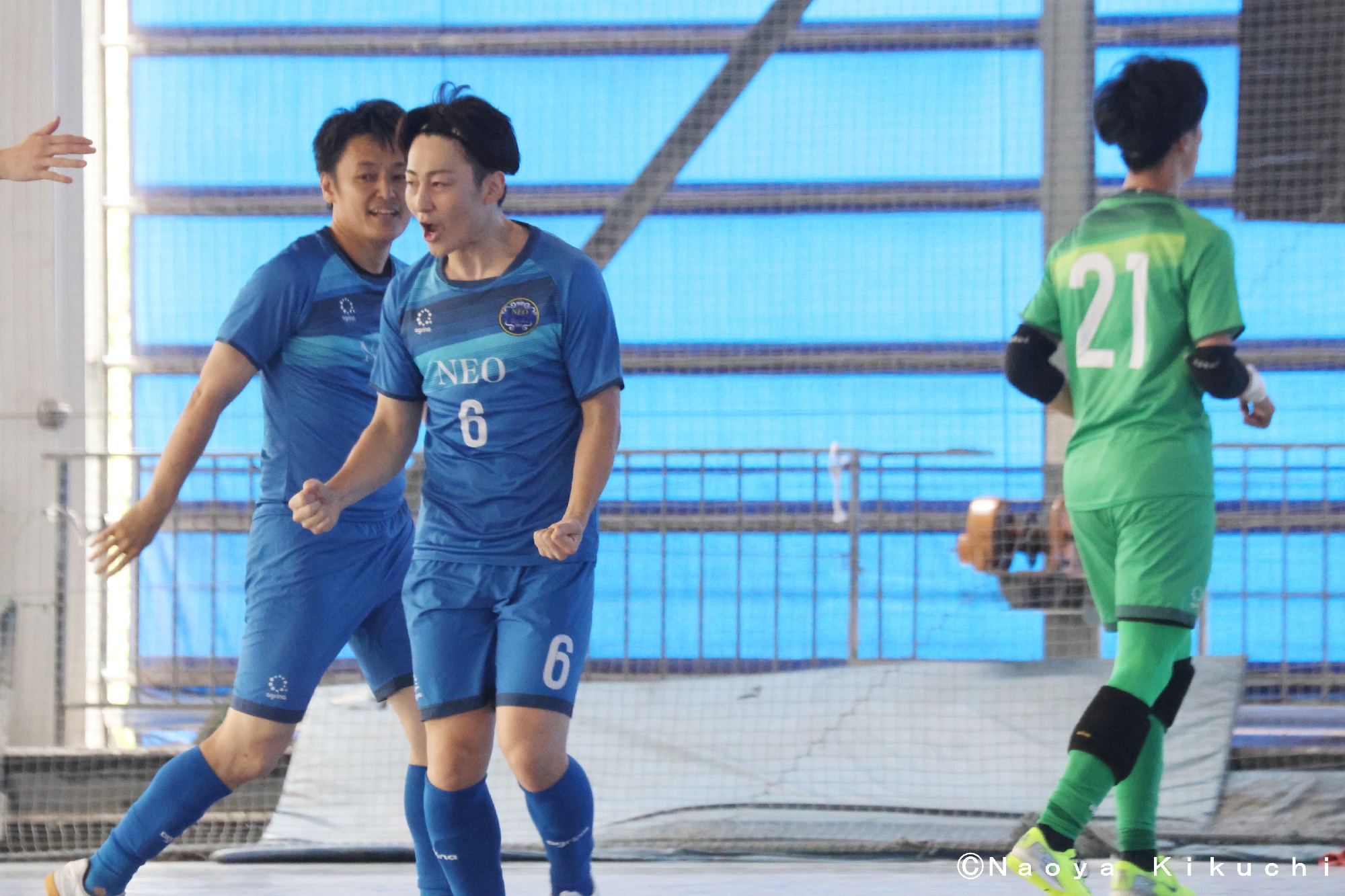 NEO対サンタロー