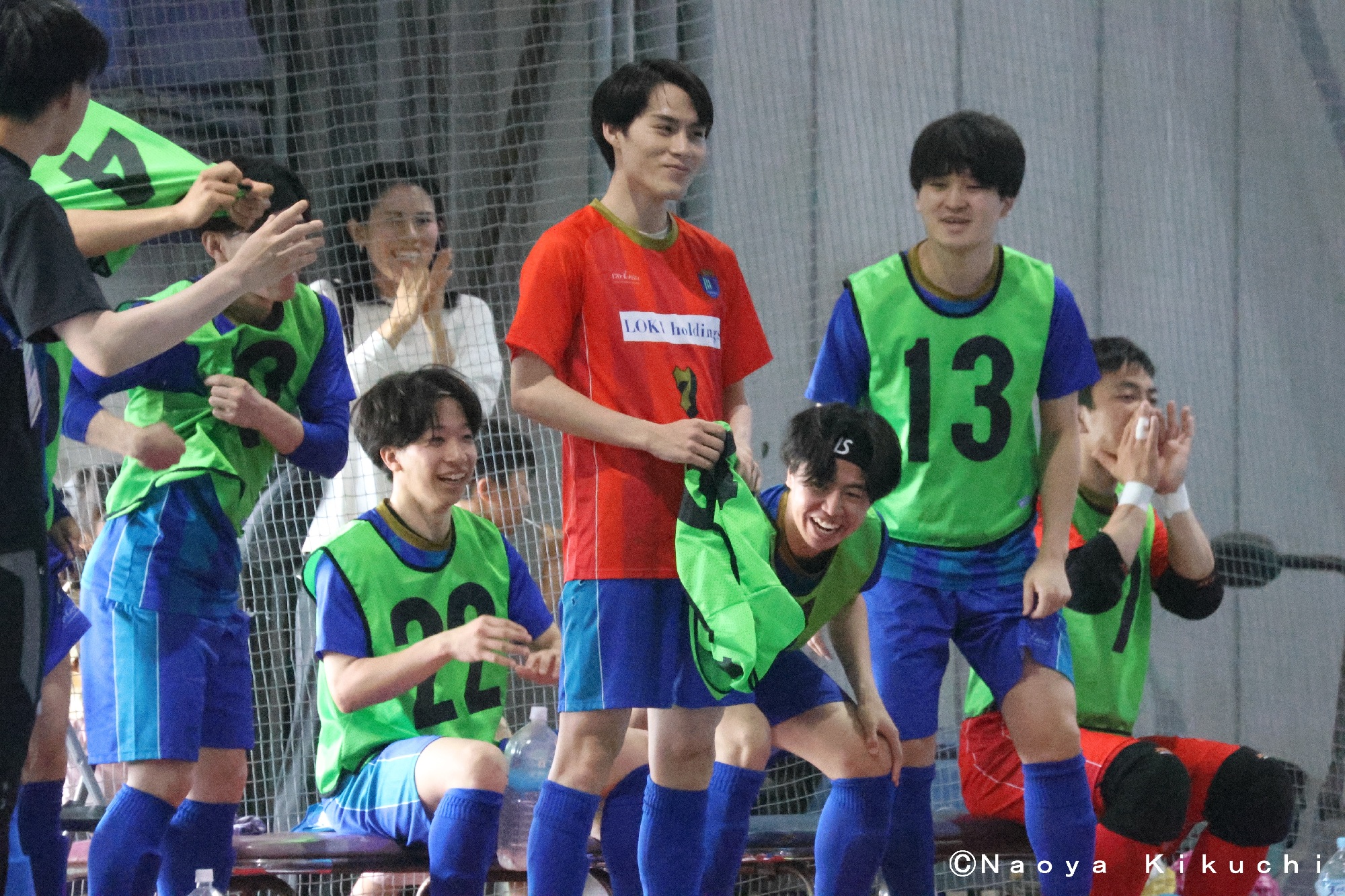 カープ対アオキング