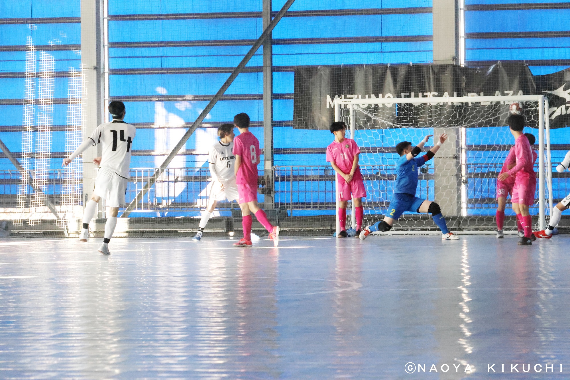 レジェンダ対エグナム