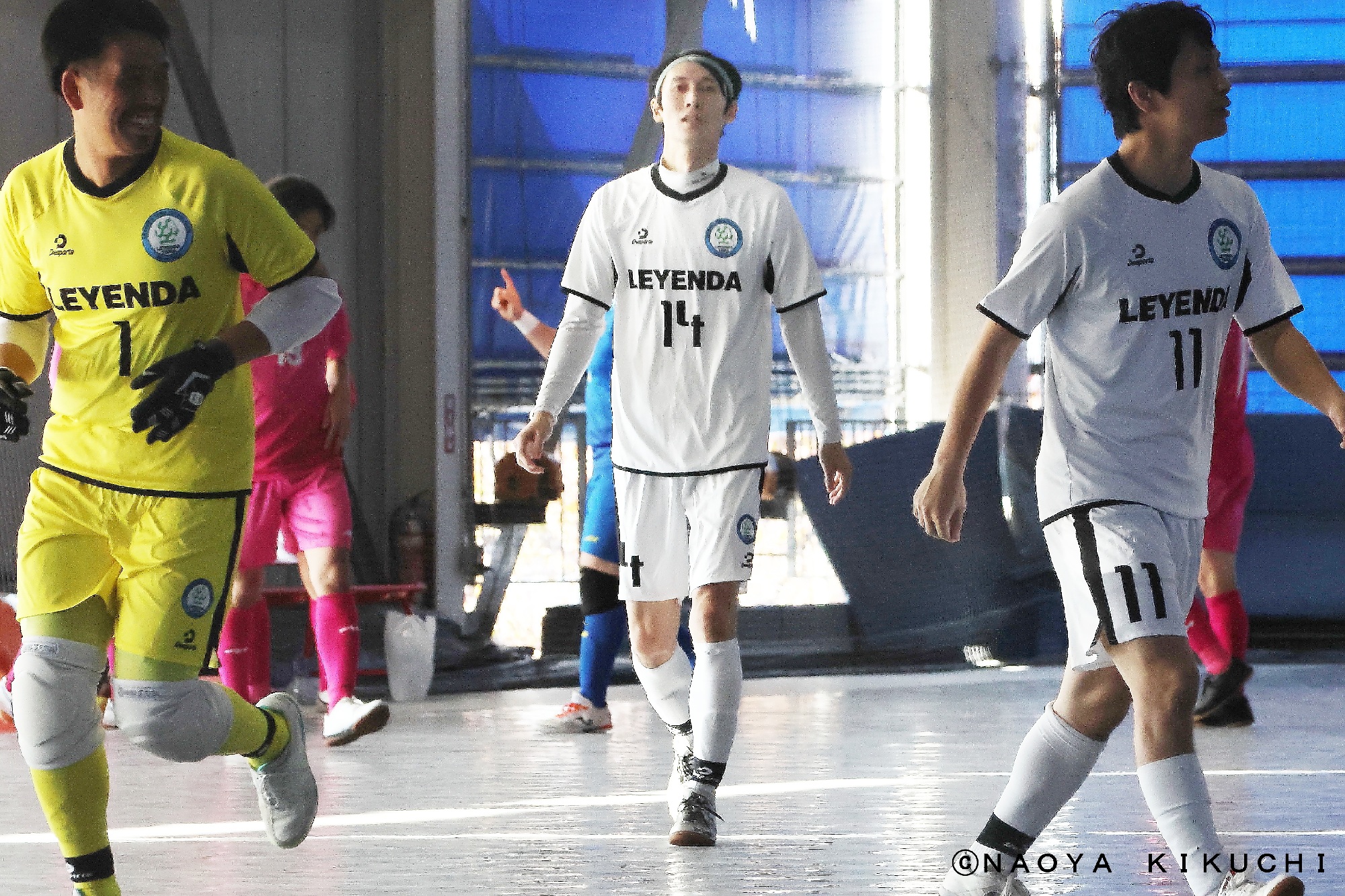 レジェンダ対エグナム