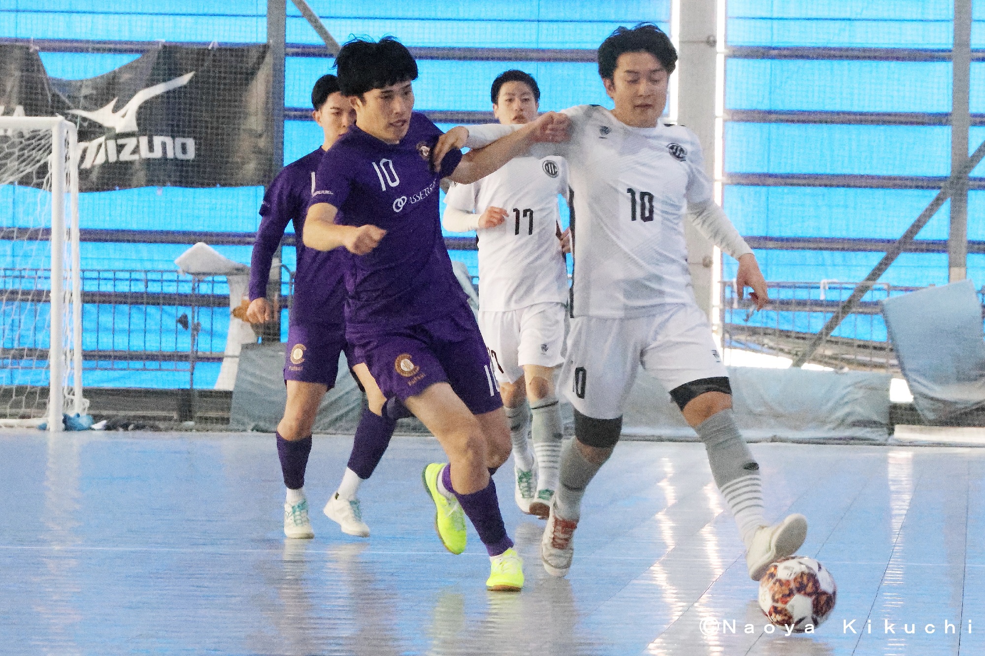 クリアソン対サンタロー