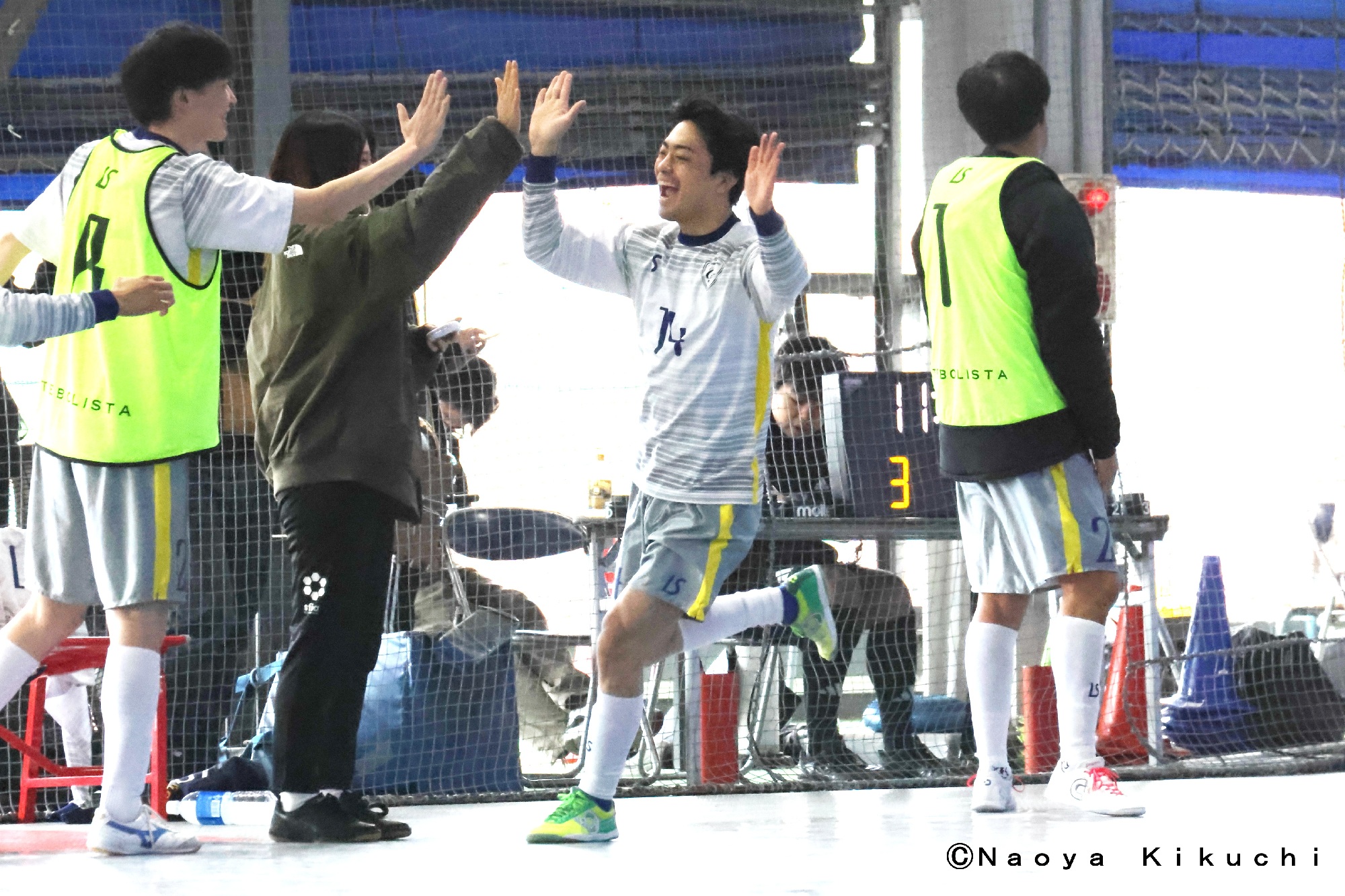 セルサス対アトレチコ新宿