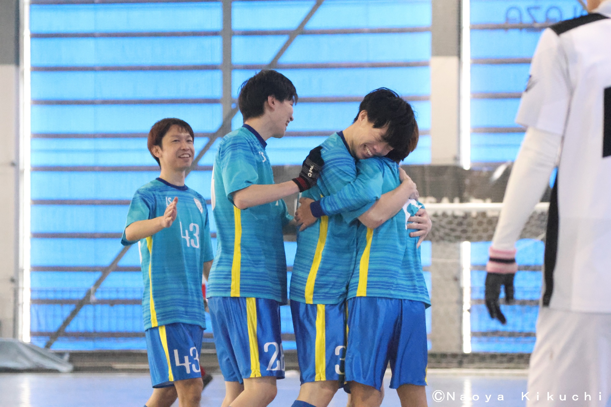 セルサス対サンタロー