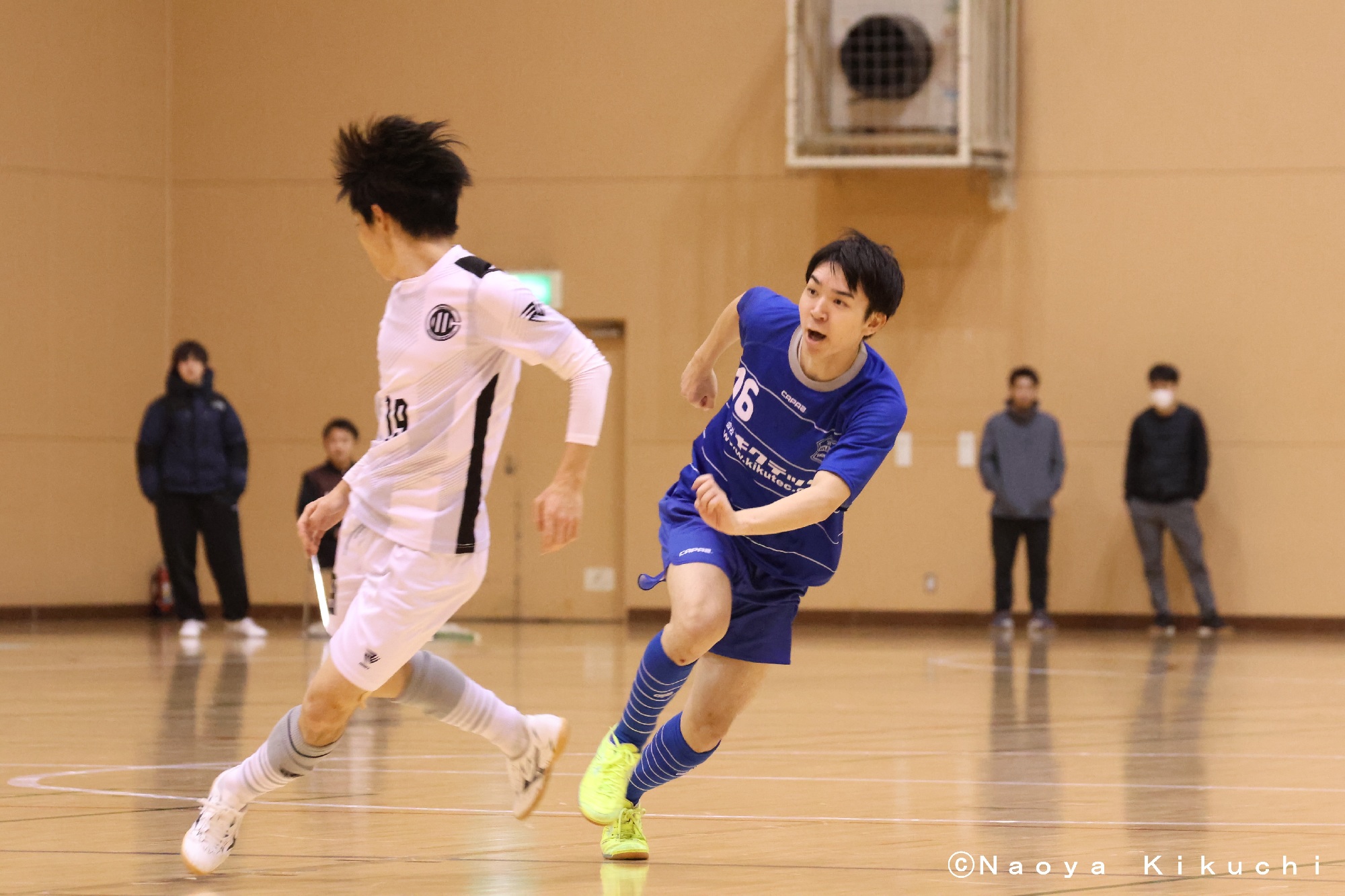 サンタロー対アトレチコ新宿