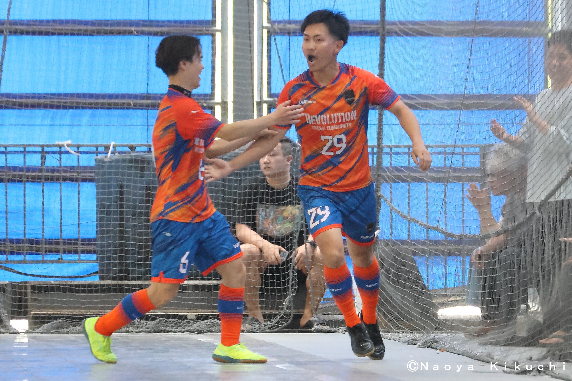 Revolution FC 千代田対AOKING