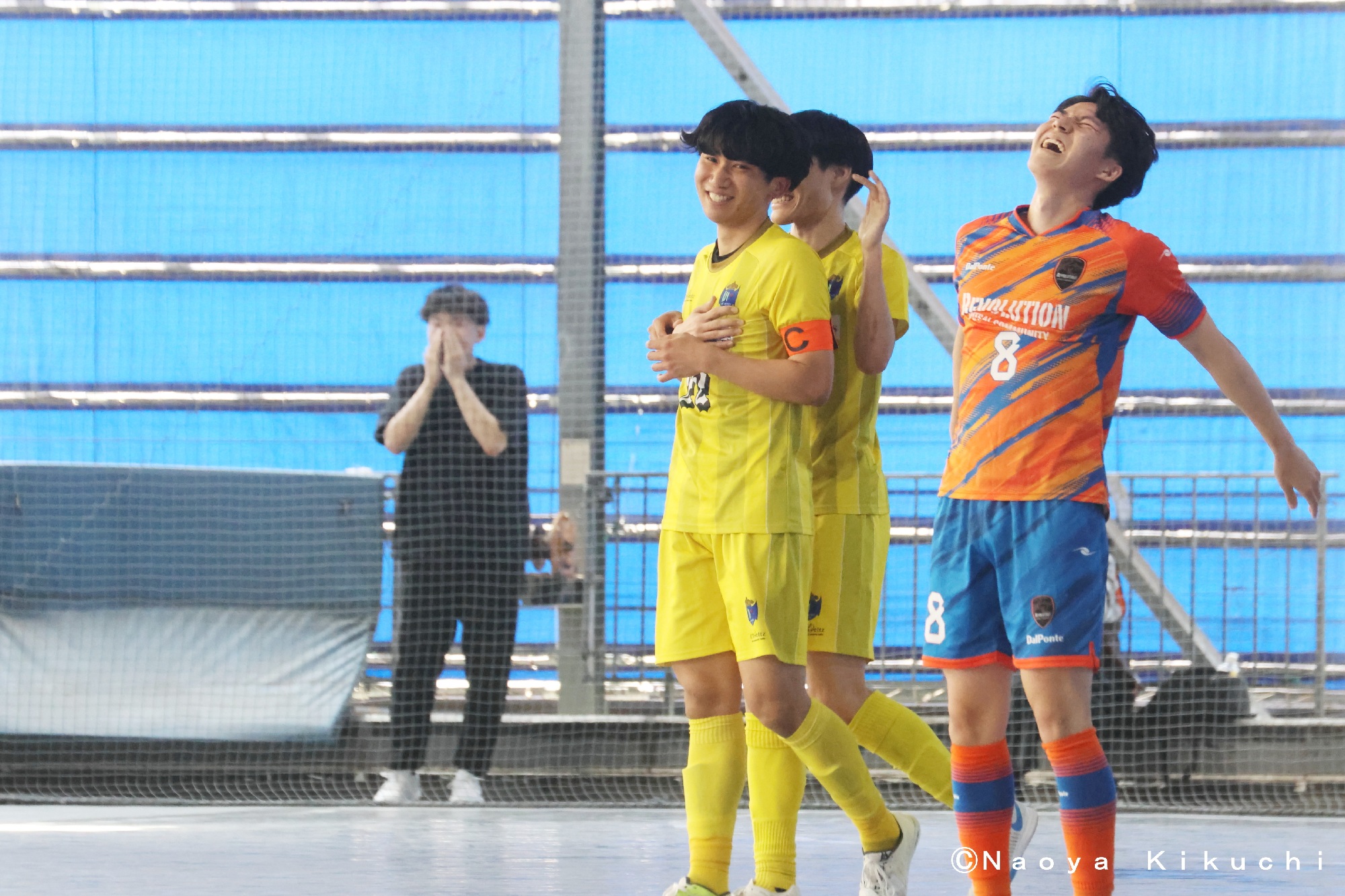 Revolution FC 千代田対AOKING