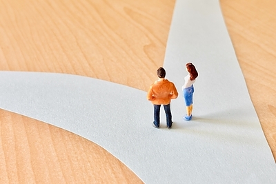 離婚か別居か決められないあなたへ｜迷いの正体と後悔しない選び方