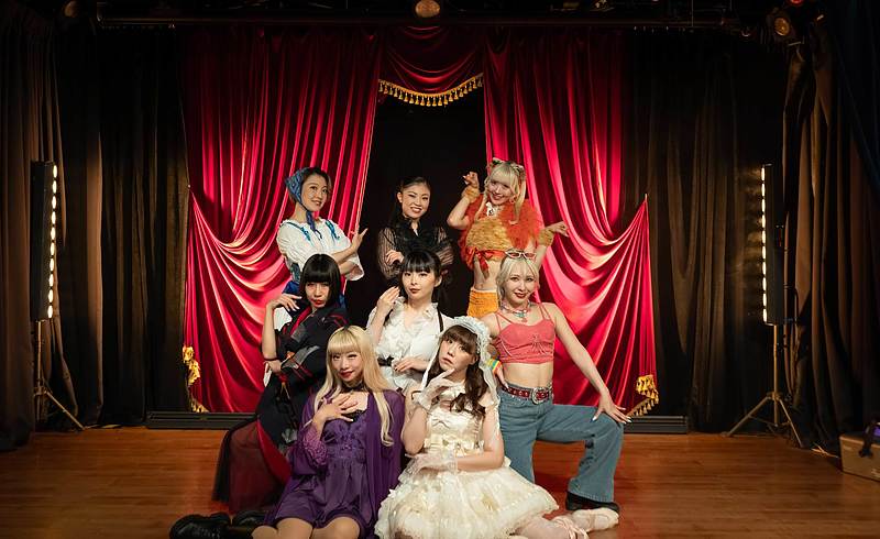 月代彩佳他、8名出演者