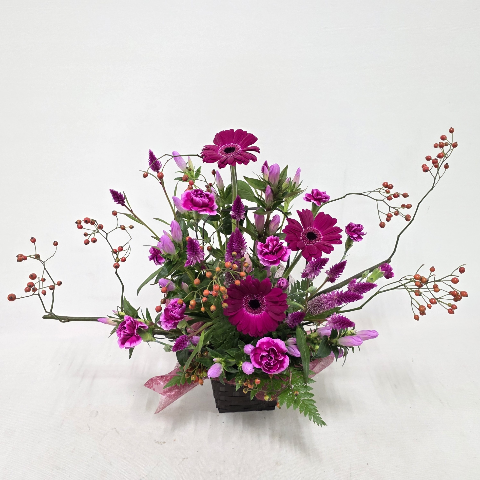 10月22日⑯「紅色の秋」ノバラ、ガーベラ