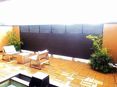 天童温泉「ほほえみの宿滝の湯」の特別室の緑化プランターの剪定を行いました