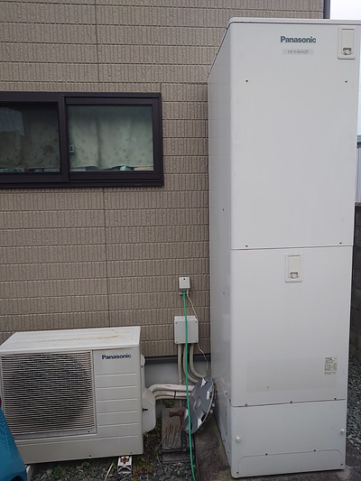 甲斐市　エコキュート設置