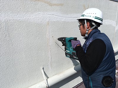 外壁の浮きを放置すると危険？ エポキシ樹脂注入工事で建物を長持ちさせる。